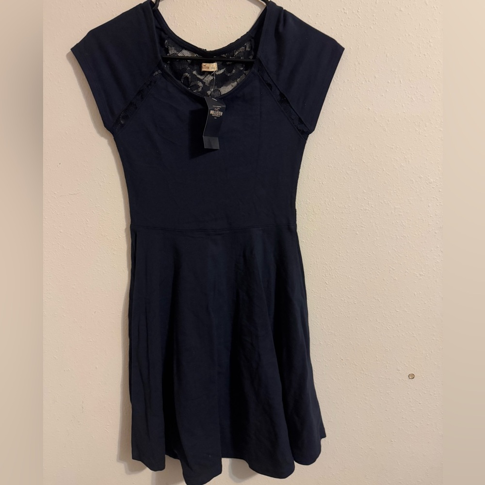 Brand new, little black casual dress from Hollister👗👗🌸🌸😍😍